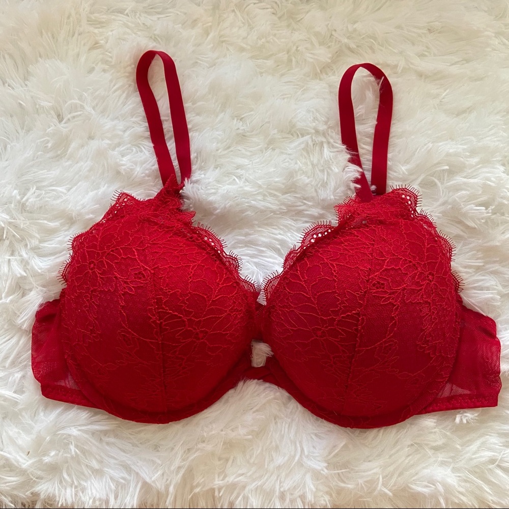 Gilligan & O’Malley Red Lace Bra 38B